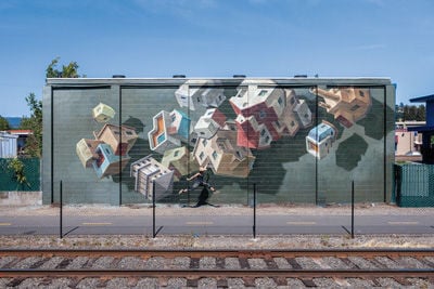 Art Along the Napa Valley Wine Train Tracks